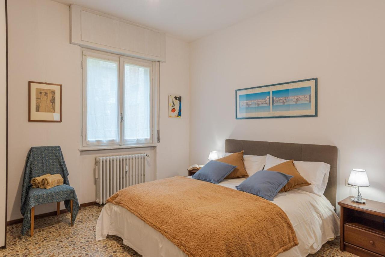 Lovely & Quiet Apartment - With Balcony & Parking Комо Экстерьер фото