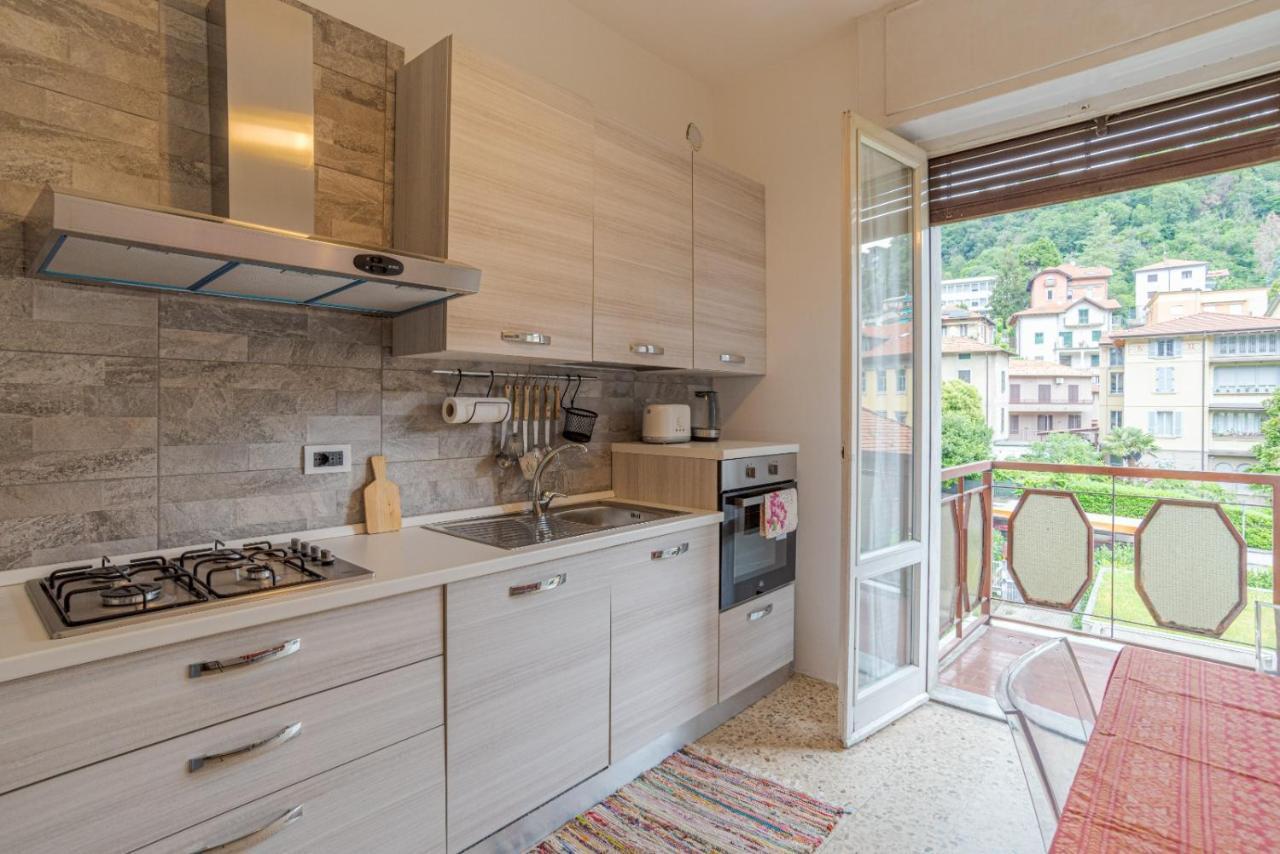 Lovely & Quiet Apartment - With Balcony & Parking Комо Экстерьер фото